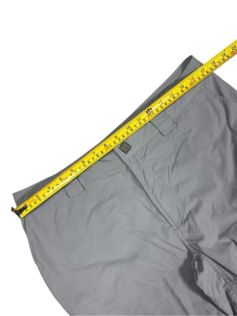 Mountain Hardwear Shorts Mens Large Gray Nylon Hiking Outdoor Climb 13” Inseam